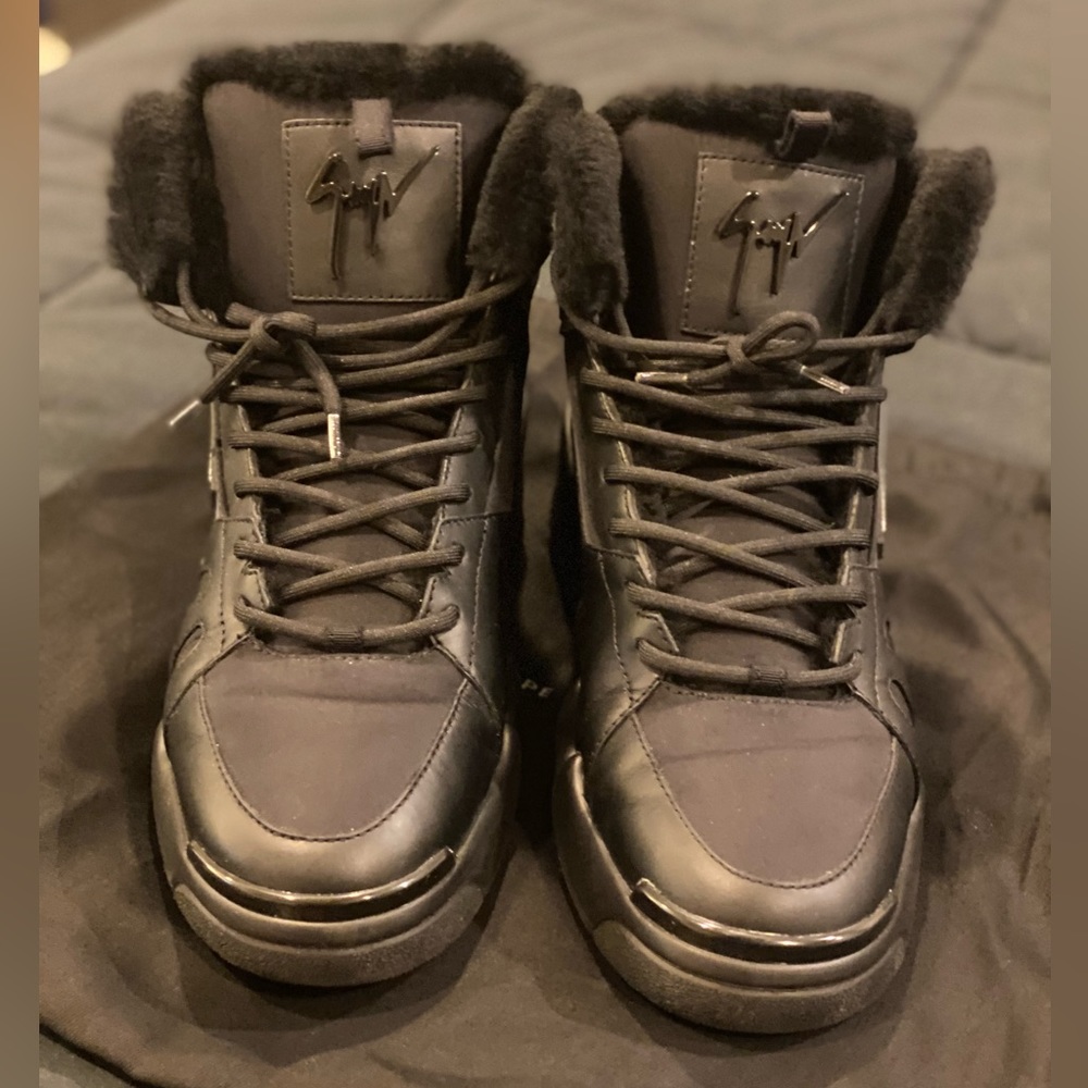 Giuseppe Zanotti Men Sneakers Black Size: 8.5 (NWT)